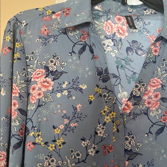 Massini Blue Floral Blouse - Picture 3 of 5